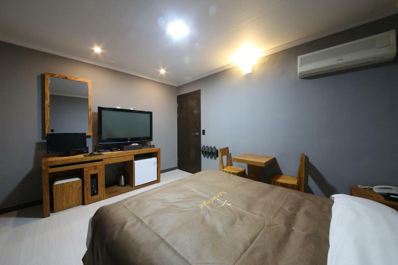 Gung Hotel Jeonju Dış mekan fotoğraf