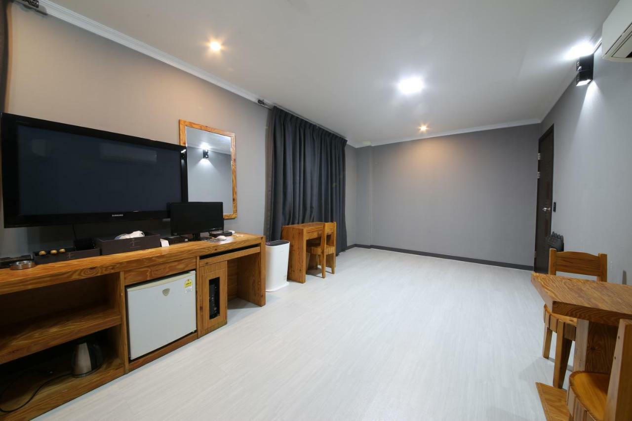 Gung Hotel Jeonju Dış mekan fotoğraf